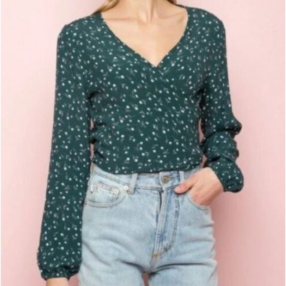 Brandy Melville Coco Floral Wrap Top Long Sleeve Cottagecore Boho